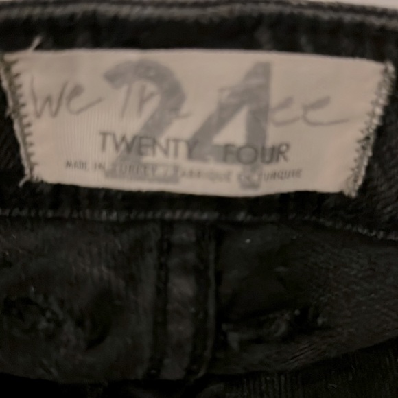 NWT- FREE PEOPLE SUPER CUTE CUFFED SLIM BOYFRIEND FADED BLACK JEANS - SIZE 24 - Picture 10 of 10